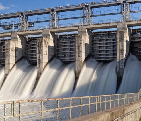 https://aerosusa.com/wp-content/uploads/2020/02/hydropower-gates2.jpg