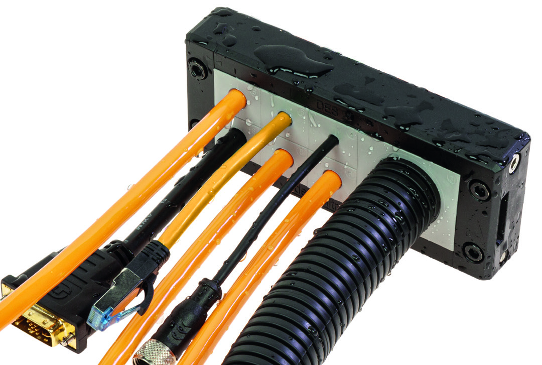 DES24 cable entry system